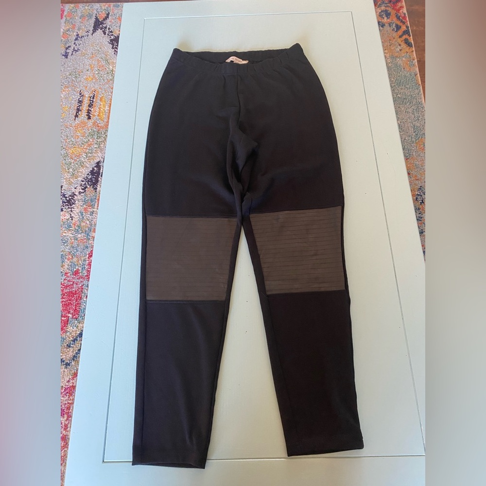 AE sport thick plus size leggings with leather knee patch size X